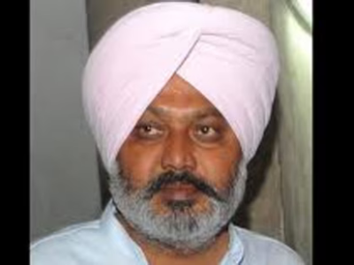 ਪੰਜਾਬ ਸਰਕਾਰ ਨਸ਼ਾ ਤਸਕਰਾਂ ਦੀ ਮਨੀ ਟ੍ਰੇਲ ਨੂੰ ਦਬਾ ਰਹੀ ਹੈ: ਚੀਮਾ