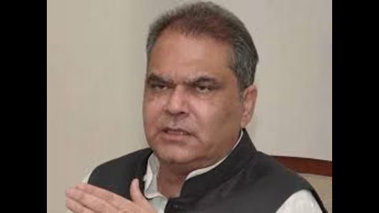 ਬਜ਼ | ਸਰਗਰਮ ਮੰਤਰੀ