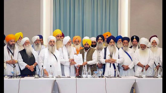 ‘ਬੇਅਦਬੀ’ ਲਈ ਸਖ਼ਤ ਸਜ਼ਾ: ਬੇਅਦਬੀ ਵਿਰੋਧੀ ਕਾਨੂੰਨ ‘ਚ ਸੋਧ ਲਈ 13 ਅਪ੍ਰੈਲ ਨੂੰ ਬੁਲਾਵਾਂਗੇ ਵਿਸ਼ੇਸ਼ ਸੈਸ਼ਨ: ਮਾਨ