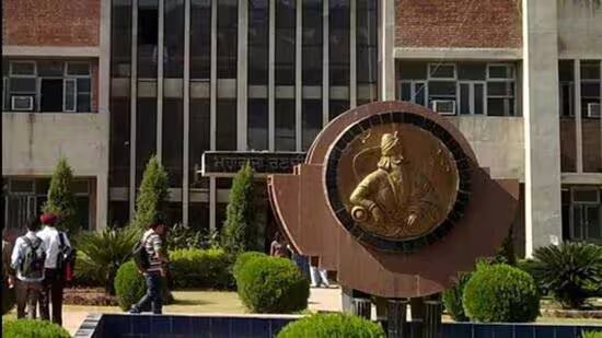 ਮਹਿਮਾਨ ਕਾਲਮ | ਵਿਰਾਸਤ ਵਿੱਚ ਜੜ੍ਹਾਂ: GNDU ਦਾ ਨਵਾਂ ਸਿੱਖ ਧਰਮ ਕੋਰਸ ਕਿਉਂ ਜ਼ਰੂਰੀ ਹੈ