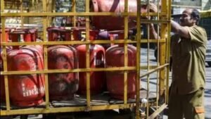 ਮਹਿਮਾਨ ਕਾਲਮ | ਸਿਲੰਡਰ ਦੇ ਰਹਿਮ 'ਤੇ: ਗੈਸ, ਗਰਿੱਡ, ਪਾੜੇ