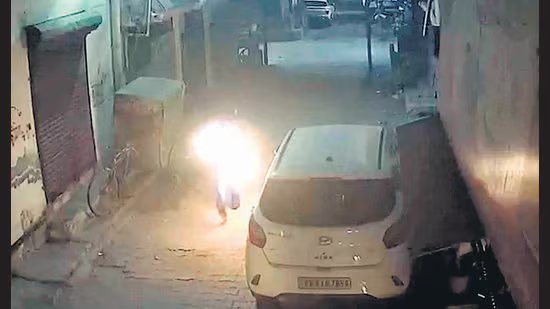 ਲੁਧਿਆਣਾ: ਸਾਬਕਾ ਸਾਥੀ ਦੇ ਘਰ ਨੂੰ ਅੱਗ ਲਗਾਉਣ ਦੀ ਕੋਸ਼ਿਸ਼ ਵਿੱਚ ਵਿਅਕਤੀ ਨੇ ਝੁਲਸਿਆ