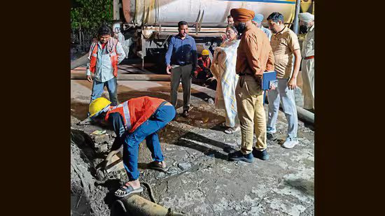 ਲੁਧਿਆਣਾ: ਸੀਵਰੇਜ ਦੇ ਕੰਮ ਲਈ ਟੈਂਡਰ ਸ਼ਰਤਾਂ ਨੂੰ ਲੈ ਕੇ ਐਮ.ਸੀ