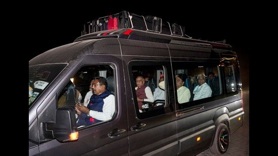 ਵਿਧਾਨ ਸਭਾ ਚੋਣਾਂ ਤੋਂ ਪਹਿਲਾਂ ਹਰਿਆਣਾ ਦੇ ਕਾਂਗਰਸੀ ਵਿਧਾਇਕ ਕੁਫਰੀ ਚਲੇ ਗਏ