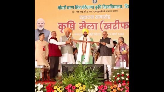 ਸਾਉਣੀ ਕ੍ਰਿਸ਼ੀ ਮੇਲਾ-2026 ਦੀ ਸ਼ੁਰੂਆਤ: ਹਿਸਾਰ ਦੀ ਮਿੱਟੀ ਸਖ਼ਤ ਮਿਹਨਤ, ਪਸ਼ੂ ਧਨ ਦੀ ਖੁਸ਼ਹਾਲੀ ਦਾ ਪ੍ਰਤੀਕ ਹੈ, ਮੁੱਖ ਮੰਤਰੀ ਸੈਣੀ