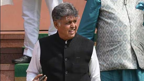 ਸੰਸਦ ਮੈਂਬਰ ਤਿਵਾੜੀ ਨੇ ਲੋਕ ਸਭਾ ਵਿੱਚ ਦਿੱਲੀ-ਚੰਡੀਗੜ੍ਹ ਰੇਲ ਮਾਰਗ ‘ਤੇ ਸੁਰੱਖਿਆ ਚਿੰਤਾਵਾਂ ਨੂੰ ਉਠਾਇਆ