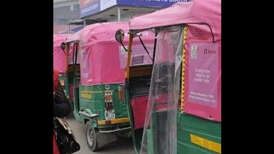 ਹਰਿਆਣਾ ਨੇ ਔਰਤਾਂ ਲਈ ਗੁਲਾਬੀ ਕੈਬ, ਵਿਆਜ-ਮੁਕਤ ਈਵੀ ਲੋਨ ਦਾ ਪ੍ਰਸਤਾਵ ਕੀਤਾ ਹੈ