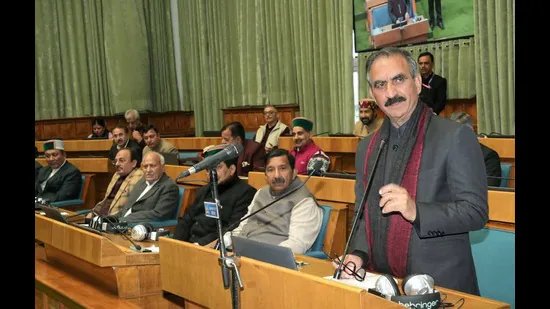 ਹਿਮਾਚਲ ਦਾ ਬਜਟ: ਸੁੱਖੂ ਨੇ ਵਿੱਤੀ ਸੰਕਟ ਨਾਲ ਨਜਿੱਠਣ ਲਈ 3,586 ਕਰੋੜ ਰੁਪਏ ਖਰਚੇ, ਤਨਖਾਹਾਂ ਨੂੰ ਟਾਲਿਆ