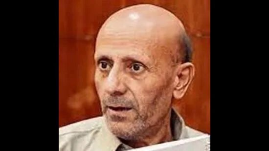 ICU ਵਿੱਚ ਪਿਤਾ: ਕਸ਼ਮੀਰੀ ਨੇਤਾਵਾਂ ਨੇ ਕੇਂਦਰ ਨੂੰ ਐਮਪੀ ਰਾਸ਼ਿਦ ਨੂੰ ਮਾਨਵੀ ਆਧਾਰ ‘ਤੇ ਰਿਹਾਅ ਕਰਨ ਦੀ ਅਪੀਲ ਕੀਤੀ