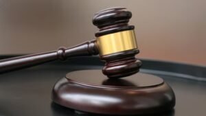 ਅਦਾਲਤ ਨੇ ਸਾਬਕਾ ਸੀਬੀਆਈ ਜੱਜ ਸੁਧੀਰ ਪਰਮਾਰ ਸਮੇਤ ਚਾਰ ਹੋਰਾਂ ਨੂੰ ਭ੍ਰਿਸ਼ਟਾਚਾਰ ਦੇ ਮਾਮਲੇ ਵਿੱਚ ਬਰੀ ਕਰ ਦਿੱਤਾ ਹੈ