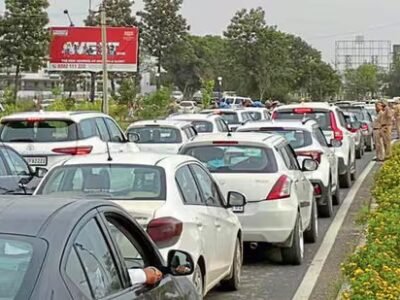 ਆਈਪੀਐਲ ਨੇ ਟ੍ਰੈਫਿਕ ਦੇ ਦੁਰਪ੍ਰਬੰਧ ਦੇ ਵਿਚਕਾਰ ਨਿਊ ​​ਚੰਡੀਗੜ੍ਹ, ਨੇੜਲੇ ਪਿੰਡਾਂ ਦੇ ਵਸਨੀਕਾਂ ਲਈ ਹਫੜਾ-ਦਫੜੀ ਮਚਾਈ