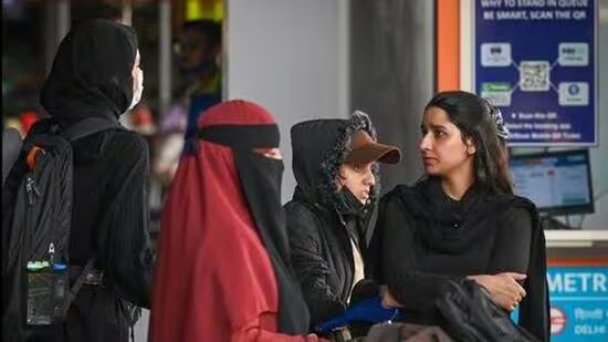 ਕਸ਼ਮੀਰੀ ਵਿਦਿਆਰਥੀਆਂ ਦੇ ਈਰਾਨ ਤੋਂ ਬਾਹਰ ਨਿਕਲਣ ‘ਤੇ ਜੰਗਬੰਦੀ ਨੇ ਉਮੀਦ ਦੀ ਝਰੋਖੇ ਨੂੰ ਖੋਲ੍ਹਿਆ