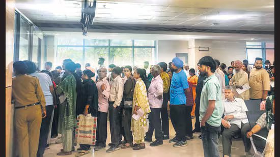 ਚੰਡੀਗੜ੍ਹ: ਐਡਵਾਂਸਡ ਨਿਊਰੋਸਾਇੰਸ ਸੈਂਟਰ PGI ਵਿਖੇ ਪਹਿਲੇ ਦਿਨ 581 ਮਰੀਜ਼ਾਂ ਨਾਲ ਲਾਈਵ