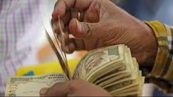 ਚੰਡੀਗੜ੍ਹ: ‘ਜੀਵਨ ਸ਼ੈਲੀ ਦੀਆਂ ਬਿਮਾਰੀਆਂ ਦਾ ਦਾਅਵਾ ਰੱਦ ਕਰਨ ਦਾ ਕੋਈ ਆਧਾਰ ਨਹੀਂ’: ਬੀਮਾਕਰਤਾ ਨੇ ਕੋਵਿਡ ਪੀੜਤ ਦੀ ਪਤਨੀ ਨੂੰ 1 ਕਰੋੜ ਰੁਪਏ ਅਦਾ ਕਰਨ ਲਈ ਕਿਹਾ