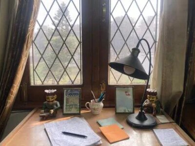 ਜ਼ਿੰਦਗੀ ਦਾ ਮਸਾਲਾ | ਇੱਕ ਵਿੰਡੋ ਦੇ ਨਾਲ ਇੱਕ ਡੈਸਕ ਤੋਂ ਦੁਨੀਆ ਲਈ ਨੋਟਸ