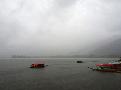 ਜੰਮੂ-ਕਸ਼ਮੀਰ 'ਚ ਭਾਰੀ ਬਾਰਸ਼; ਦੱਖਣੀ ਕਸ਼ਮੀਰ ਵਿੱਚ ਗੜੇਮਾਰੀ ਨੇ ਬਾਗਾਂ ਨੂੰ ਨੁਕਸਾਨ ਪਹੁੰਚਾਇਆ