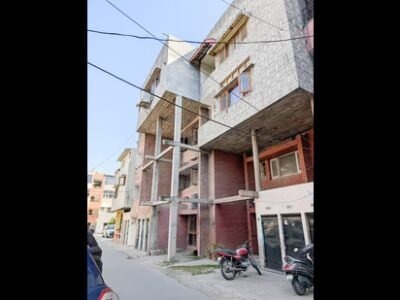 ਦਹਾਕਿਆਂ ਦੀ ਸਿਆਸੀ ਸਰਪ੍ਰਸਤੀ ਚੰਡੀਗੜ੍ਹ ਵਿੱਚ 22,000 ਇਮਾਰਤੀ ਉਲੰਘਣਾਵਾਂ ਨੂੰ ਢਾਲ ਦਿੰਦੀ ਹੈ