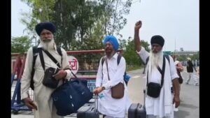 ਪਾਕਿਸਤਾਨ ਵਿੱਚ ਵਿਸਾਖੀ ਮਨਾਉਣ ਤੋਂ ਬਾਅਦ 2200 ਤੋਂ ਵੱਧ ਸਿੱਖ ਸ਼ਰਧਾਲੂ ਭਾਰਤ ਪਰਤੇ