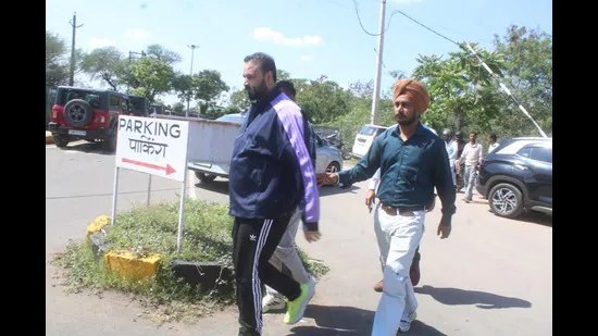 ਪੰਚਕੂਲਾ MC ਧੋਖਾਧੜੀ: ਸਾਬਕਾ ਕੋਟਕ ਵੀਪੀ ਨੇ ਲਗਜ਼ਰੀ ਕਾਰਾਂ ਖਰੀਦਣ ਲਈ 35 ਕਰੋੜ ਰੁਪਏ ਦੀ ਚੋਰੀ ਕੀਤੀ