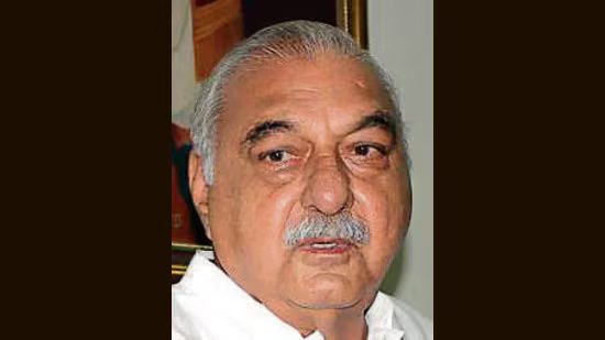 ਪੰਚਕੂਲਾ ਵਿੱਚ 2013 ਉਦਯੋਗਿਕ ਪਲਾਟਾਂ ਦੀ ਅਲਾਟਮੈਂਟ: ਹਰਿਆਣਾ ਨੇ ਹੁੱਡਾ ਅਤੇ 3 ਹੋਰਾਂ ਖ਼ਿਲਾਫ਼ ਮੁਕੱਦਮਾ ਚਲਾਉਣ ਦੀ ਦਿੱਤੀ ਮਨਜ਼ੂਰੀ