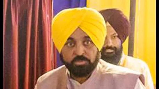 ਬਜ਼ | ਸੁਖਬੀਰ, ਮਜੀਠੀਆ ‘ਤੇ ਮਾਨ ਦੀ ‘ਕਿੱਕਲੀ’ ਪੁੱਟੀ |