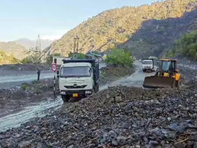 ਮਾਰਚ ਦੇ ਅੰਤ ਵਿੱਚ ਬਾਰਸ਼ ਜੰਮੂ-ਕਸ਼ਮੀਰ ਵਿੱਚ ਵਰਖਾ ਦੀ ਘਾਟ ਨੂੰ ਘਟਾਉਂਦੀ ਹੈ