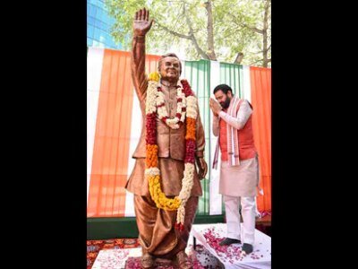 ਸਥਾਪਨਾ ਦਿਵਸ ਸਮਾਰੋਹ: ਸੀਐਮ ਸੈਣੀ ਦਾ ਕਹਿਣਾ ਹੈ ਕਿ ਭਾਜਪਾ ਲਗਾਤਾਰ ਵਿਚਾਰਧਾਰਾ ਆਧਾਰਿਤ ਰਾਜਨੀਤੀ ਨਾਲ ਅੱਗੇ ਵਧੀ ਹੈ