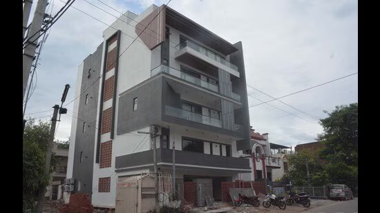 ਹਰਿਆਣਾ ਦੀ ‘ਸਟਿਲਟ+4’ ਬਿਲਡਿੰਗ ਪਾਲਿਸੀ 8 ਅਪ੍ਰੈਲ ਤੱਕ ਰੁਕੀ ਹੈ