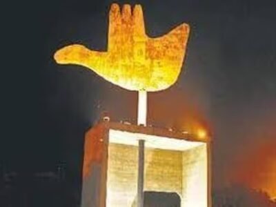 ਚੰਡੀਗੜ੍ਹ: ਭਾਜਪਾ ਤੇ ਕਾਂਗਰਸੀ ਕੌਂਸਲਰਾਂ ਨੇ ਕਾਰਜਕਾਰਨੀ ਦੇ ਵਿਰੋਧ ਵਿੱਚ ਇੱਕਜੁੱਟ ਹੋ ਕੇ ਪ੍ਰਦਰਸ਼ਨ ਕੀਤਾ