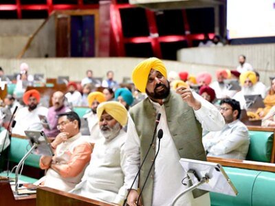 ਬੇਅਦਬੀ ਰੋਕੂ ਕਾਨੂੰਨ : ਸਮਾਂ ਸੀਮਾ ਖਤਮ, ਅਕਾਲ ਤਖ਼ਤ ਅੱਜ ਪੰਥਕ ਮੀਟਿੰਗ ਤੋਂ ਬਾਅਦ ਕਰੇਗਾ ਫੈਸਲਾ