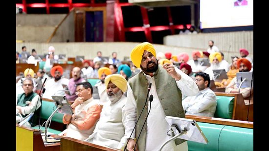 ਬੇਅਦਬੀ ਰੋਕੂ ਕਾਨੂੰਨ : ਸਮਾਂ ਸੀਮਾ ਖਤਮ, ਅਕਾਲ ਤਖ਼ਤ ਅੱਜ ਪੰਥਕ ਮੀਟਿੰਗ ਤੋਂ ਬਾਅਦ ਕਰੇਗਾ ਫੈਸਲਾ