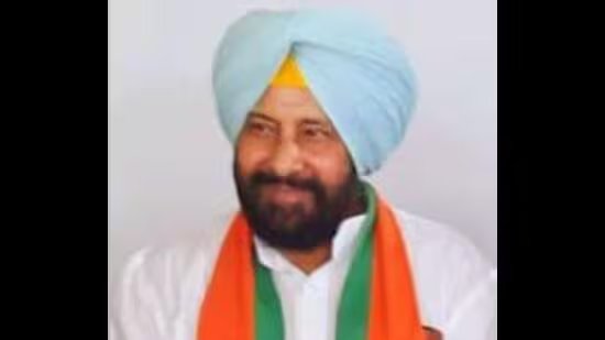 ਭਾਜਪਾ ਨੇ ਕਾਂਗਰਸ ਦੇ ਉਮੀਦਵਾਰ ਕੇਵਲ ਸਿੰਘ ਢਿੱਲੋਂ ਨੂੰ ਪੰਜਾਬ ਇਕਾਈ ਦੀ ਅਗਵਾਈ ਲਈ ਚੁਣਿਆ ਹੈ