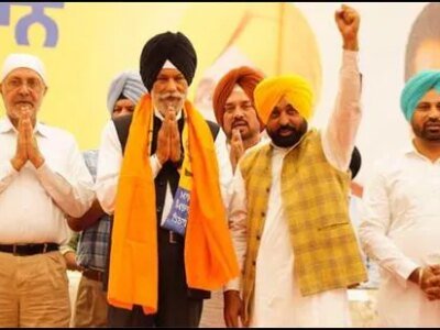 ਸਾਬਕਾ ਅਕਾਲੀ ਮੰਤਰੀ ਰੱਖੜਾ 'ਆਪ' 'ਚ ਸ਼ਾਮਲ; ਮਾਨ ਉਸ ਨੂੰ ਇਮਾਨਦਾਰ ਆਗੂ ਕਹਿੰਦੇ ਹਨ