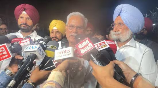 ਹਾਈਕਮਾਂਡ ਨਾਲ ਮੀਟਿੰਗ ਦੌਰਾਨ ਪੰਜਾਬ ਕਾਂਗਰਸ ‘ਚ ਫੁੱਟ ਵਧਣ ‘ਤੇ ਪ੍ਰਤਾਪ ਬਾਜਵਾ ਵਾਕਆਊਟ ਕਰ ਗਏ