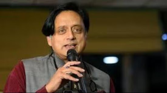 LG ਨਾਲ ਮੁਲਾਕਾਤ ਤੋਂ ਬਾਅਦ ਥਰੂਰ ਦੀ ‘ਆਮ ਸਥਿਤੀ’ ਵਾਲੀ ਟਿੱਪਣੀ ਨੇ ਜੰਮੂ-ਕਸ਼ਮੀਰ ਕਾਂਗਰਸ ਦਾ ਗੁੱਸਾ ਕੱਢਿਆ