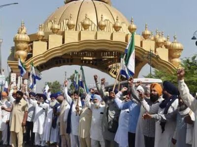 ਪੱਛਮੀ ਏਸ਼ੀਆ ਟਕਰਾਅ ਕਾਰਨ ਯੂਰੀਆ ਦੀ ਘਾਟ ਨੇ ਪੰਜਾਬ ਭਰ ਵਿੱਚ ਵਿਰੋਧ ਪ੍ਰਦਰਸ਼ਨ ਕੀਤਾ
