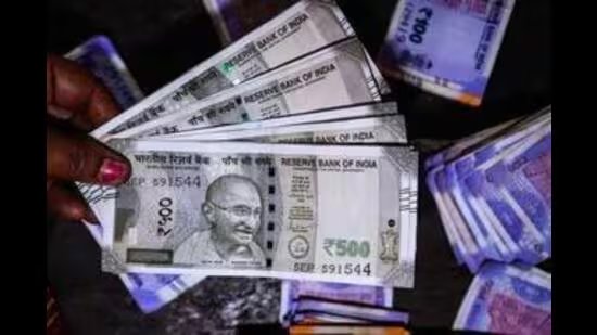 ਫਿਰੋਜ਼ਪੁਰ: CBI ਨੇ 60,000 ਰੁਪਏ ਦੀ ਰਿਸ਼ਵਤ ਮੰਗਦੇ 2 ਰੇਲਵੇ ਕਰਮਚਾਰੀਆਂ ਨੂੰ ਕੀਤਾ ਗ੍ਰਿਫਤਾਰ