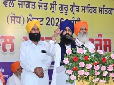 ਬੇਅਦਬੀ ਕਾਂਡ 'ਤੇ ਮੁੜ ਵਿਚਾਰ ਕਰਨ ਤੋਂ ਸਰਕਾਰ ਦਾ ਇਨਕਾਰ ਅਕਾਲ ਤਖ਼ਤ ਨੂੰ ਸਿੱਧੀ ਚੁਣੌਤੀ : ਜਥੇਦਾਰ