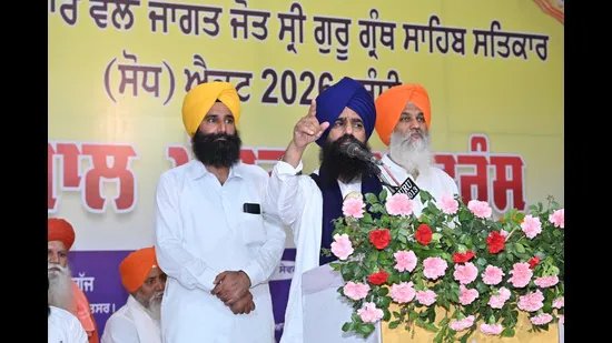 ਬੇਅਦਬੀ ਕਾਂਡ ‘ਤੇ ਮੁੜ ਵਿਚਾਰ ਕਰਨ ਤੋਂ ਸਰਕਾਰ ਦਾ ਇਨਕਾਰ ਅਕਾਲ ਤਖ਼ਤ ਨੂੰ ਸਿੱਧੀ ਚੁਣੌਤੀ : ਜਥੇਦਾਰ