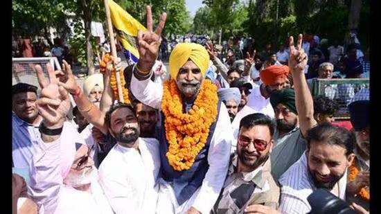 ਮੋਹਾਲੀ: 3 ‘ਚੋਂ ਇਕ ਵੋਟ ‘ਆਪ’ ਨੂੰ, 28 ਫੀਸਦੀ ਹਿੱਸੇਦਾਰੀ ਨਾਲ ਕਾਂਗਰਸ ਦੂਜੇ ਨੰਬਰ ‘ਤੇ