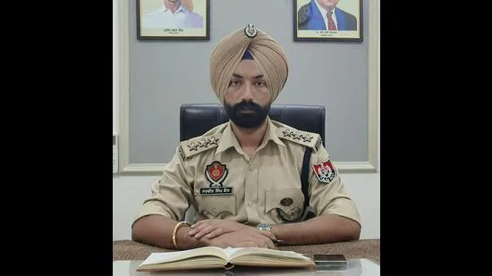 ਪੰਜਾਬ: ਸਫ਼ਾਈ ਕਰਮਚਾਰੀਆਂ ‘ਤੇ ਲਾਠੀਚਾਰਜ ਕਰਨ ‘ਤੇ ਬਰਨਾਲਾ ਦਾ ਡੀਐੱਸਪੀ ਮੁਅੱਤਲ