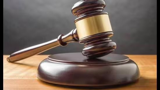 ਮਜ਼ਦੂਰ ਤੋਂ ਫ਼ੋਨ ਤੇ ਨਕਦੀ ਖੋਹਣ ਦੇ ਮਾਮਲੇ ‘ਚ 2 ਵਿਅਕਤੀਆਂ ਨੂੰ 5-5 ਸਾਲ ਦੀ ਕੈਦ