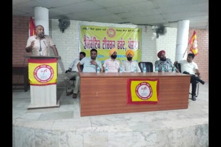 ਲੁਧਿਆਣਾ: ਅਧਿਆਪਕਾਂ ਦੀ ਕਨਵੈਨਸ਼ਨ ਨੇ ਗੈਰ ਵਿੱਦਿਅਕ ਡਿਊਟੀਆਂ ਖਤਮ ਕਰਨ ਦੀ ਕੀਤੀ ਮੰਗ