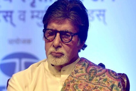 83 ਸਾਲ ਦੀ ਉਮਰ ਵਿੱਚ ਵੀ ਮਹਾਨ ਨਾਇਕ ਦਾ ਅਟੁੱਟ ਜਜ਼ਬਾ! KBC 18 ਦੇ ਸੈੱਟ 'ਤੇ ਫਿਸਲ ਗਏ ਅਮਿਤਾਭ ਬੱਚਨ, ਗੋਡੇ ਦੀ ਸੱਟ ਦੇ ਬਾਵਜੂਦ ਕੰਮ ਜਾਰੀ
