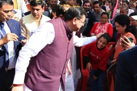CM ਧਾਮੀ ਨੇ ਪਿਥੌਰਾਗੜ੍ਹ ਨੂੰ 284 ਕਰੋੜ ਰੁਪਏ ਦਾ ਤੋਹਫਾ ਦਿੱਤਾ, ਪ੍ਰੋਜੈਕਟਾਂ ਦਾ ਉਦਘਾਟਨ ਕੀਤਾ ਅਤੇ ਨੀਂਹ ਪੱਥਰ ਰੱਖਿਆ।