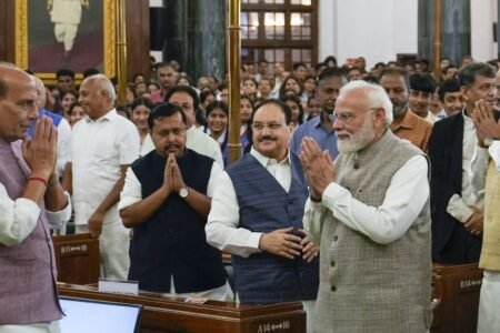 PM ਮੋਦੀ ਨੇ ਜਨਤਕ ਜੀਵਨ ਦੇ 25 ਸਾਲ ਪੂਰੇ ਕੀਤੇ, ਭਾਜਪਾ ਦੇ ਕਿਸ ਨੇਤਾ ਨੇ ਕੀ ਕਿਹਾ? ਇੱਥੇ ਪੜ੍ਹੋ