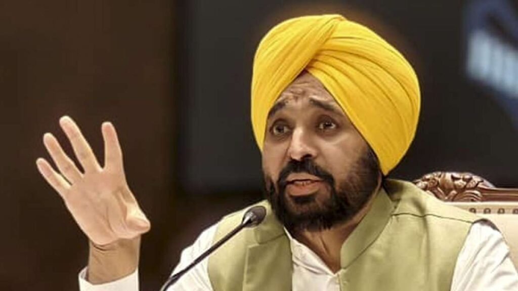 ਪੰਜਾਬ 'ਚ 3 ਲੱਖ ਸਰਕਾਰੀ ਮੁਲਾਜ਼ਮਾਂ ਦੀ ਹੜਤਾਲ, ਦਫ਼ਤਰਾਂ 'ਚ ਕੰਮ ਠੱਪ ਹੋ ਸਕਦਾ ਹੈ